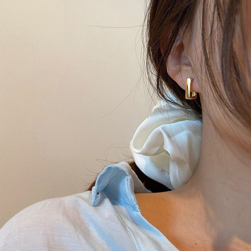 Golden Rectangle Earrings — Sleek Geometric Style