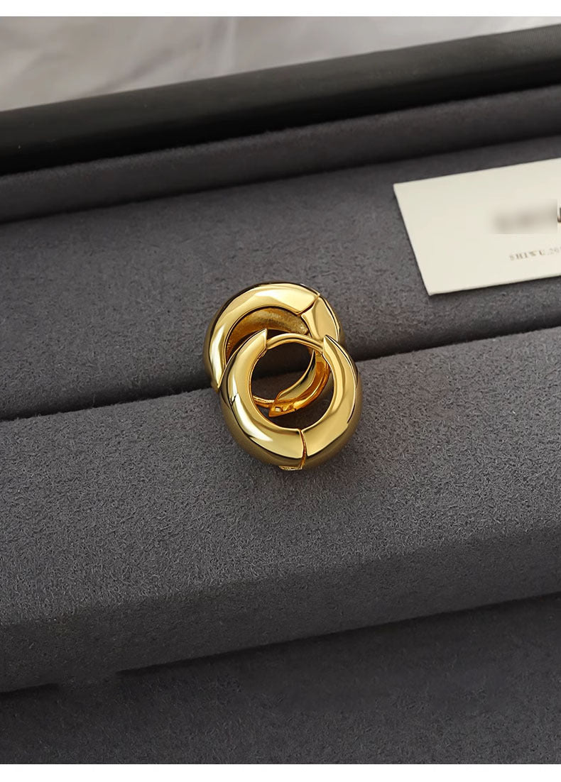 Modern Curved Gold Earrings — Contemporary Classic